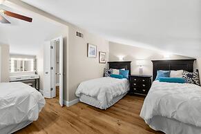 Seacove 7E 2 Bedroom Condo