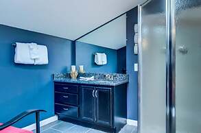 Seacove 7E 2 Bedroom Condo