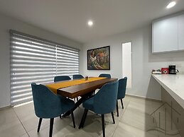 1537 Casa Las Conchas