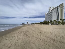 1537 Casa Las Conchas