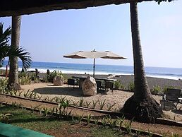 Casa de Playa - Marea Brava Condos