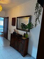 Torre Suit Property