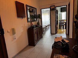 Torre Suit Property