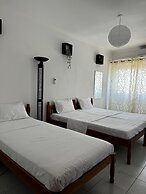 Torre Suit Property