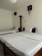 Torre Suit Property