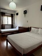Torre Suit Property