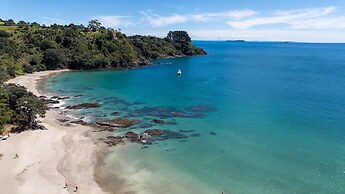 Miro Beach House at Palm Beach