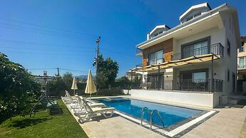 Huge Triplex Villa w Pool and Garden in Fethiye