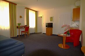 SUITE HOTEL 900m ZUR OPER