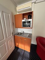 SUITE HOTEL 900m ZUR OPER