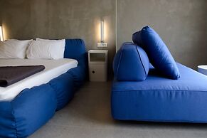 99 Adrianou Luxury Urban Stay