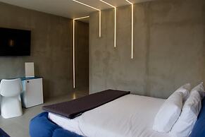 99 Adrianou Luxury Urban Stay