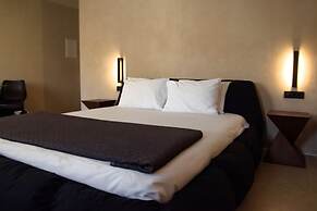 99 Adrianou Luxury Urban Stay