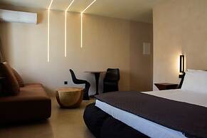 99 Adrianou Luxury Urban Stay
