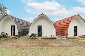 Collection O 93732 Villa Opung