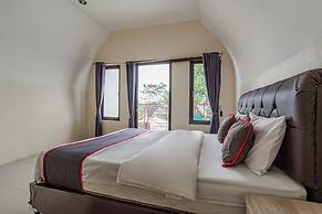 Collection O 93732 Villa Opung