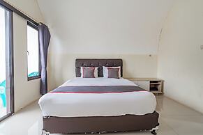 Collection O 93732 Villa Opung