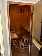 Large 3 bed House With Separately Bookable Studio