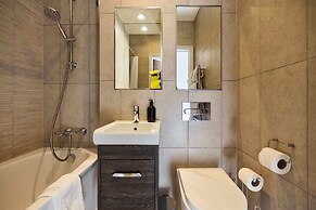 The Harlesden Place - Modern 3bdr Flat With Balcony