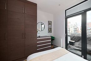 The Harlesden Classic - Lovely 2BDR Flat with Balcony