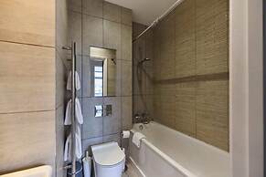 The Harlesden Classic - Lovely 2BDR Flat with Balcony