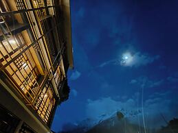 Mount Bayul Shangri-La Resort