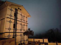 Mount Bayul Shangri-La Resort