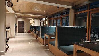 Mount Bayul Shangri-La Resort