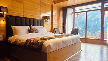 Mount Bayul Shangri-La Resort