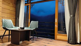 Mount Bayul Shangri-La Resort