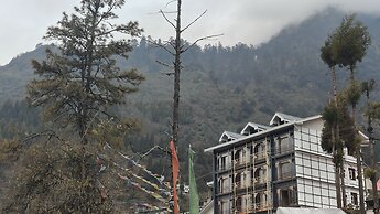 Mount Bayul Shangri-La Resort