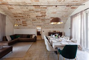 Masseria Misocampo With Garden And Pool