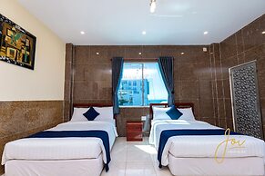 Joi Hospitality - Front Beach