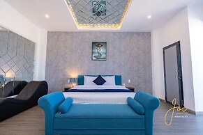 Joi Hospitality - Front Beach