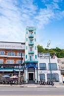 Joi Hospitality - Front Beach