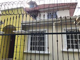 Friendly 4-bed House in Managua