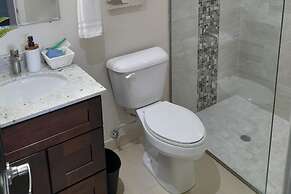 Seaview Paradise Sleeps 3 With Pool