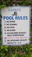 Seaview Paradise - Sleeps 3 - Pool - Parking