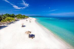 Seaview Paradise Sleeps 3 With Pool