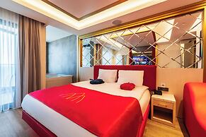 Granada Luxury Red Adult Only