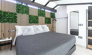 HOSTAL LUXURY NIT I DIA