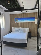 HOSTAL LUXURY NIT I DIA