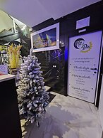 HOSTAL LUXURY NIT I DIA