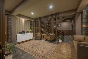 Hotel Wood Winds - A Best Valley View Hotel