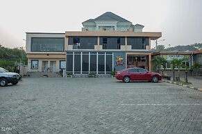 Dfranklin Apartment and Event Centre