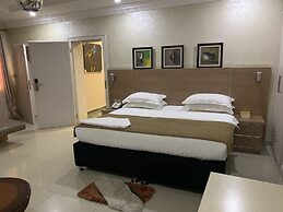 Dfranklin Apartment and Event Centre