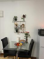 Luxury Studio Flat in London