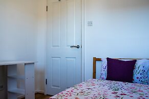 Charming 2-bed Fully Furnished Apartment in London