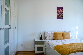 Charming 2-bed Fully Furnished Apartment in London