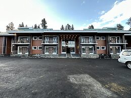 Hi Speed Resort- Doodhpathri